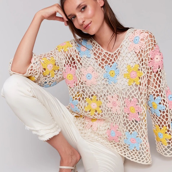 CHARLIE B Tops - CHARLIE B Pink and Blue Flutter Sleeve Cropped Blouse